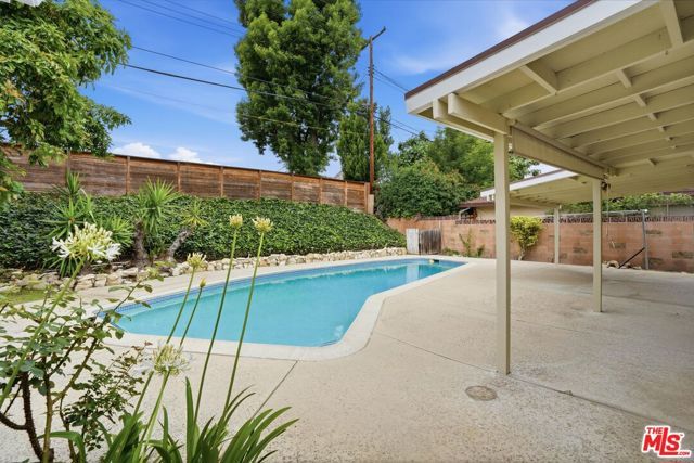 6701 Neddy Avenue, West Hills (los Angeles), CA 91307