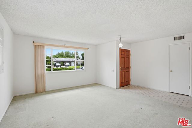 6701 Neddy Avenue, West Hills (los Angeles), CA 91307