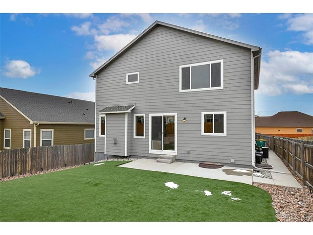 7414 Sioux Cir, Colorado Springs, CO 80915