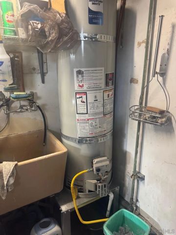 7104 Hybeth Dr, La Mesa, CA 91941