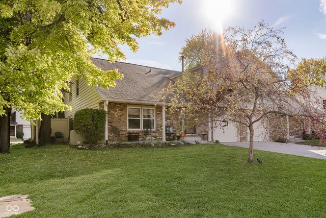 9017 Cinnebar Drive, Indianapolis, IN 46268