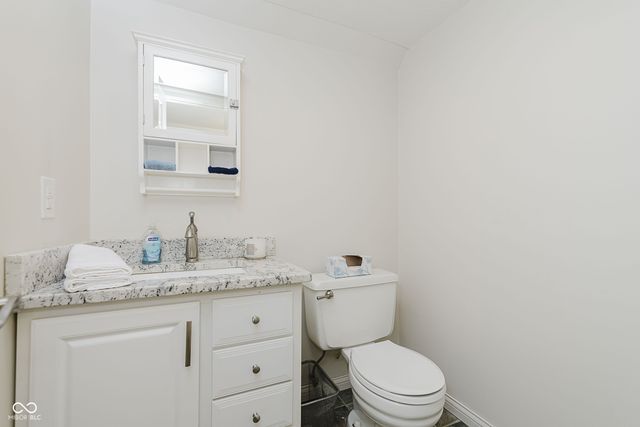 9017 Cinnebar Drive, Indianapolis, IN 46268