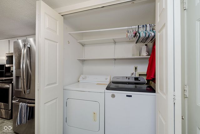 9017 Cinnebar Drive, Indianapolis, IN 46268