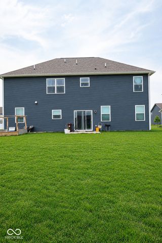 271 Walker Drive, Whiteland, IN 46184