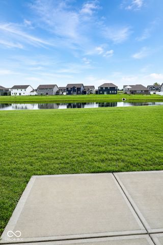 271 Walker Drive, Whiteland, IN 46184