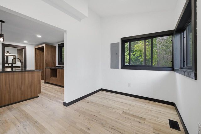 436 Walworth AVENUE, Fontana, WI 53125
