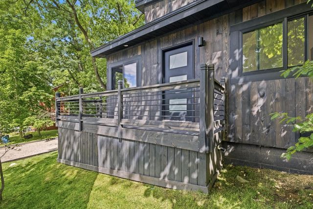 436 Walworth AVENUE, Fontana, WI 53125