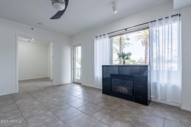 17 W VERNON Avenue W 11, Phoenix, AZ 85003