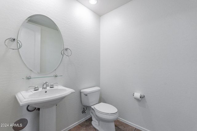 17 W VERNON Avenue W 11, Phoenix, AZ 85003