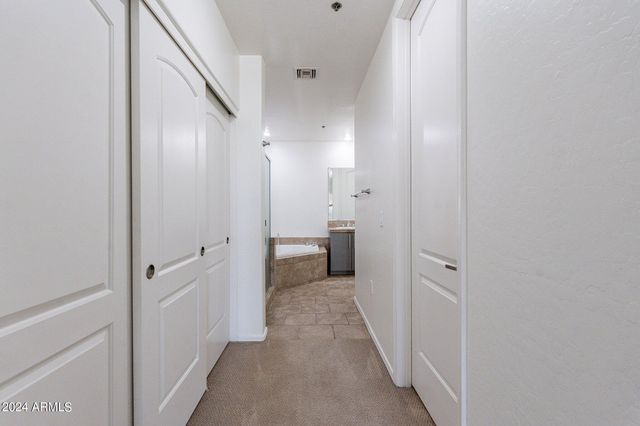 17 W VERNON Avenue W 11, Phoenix, AZ 85003