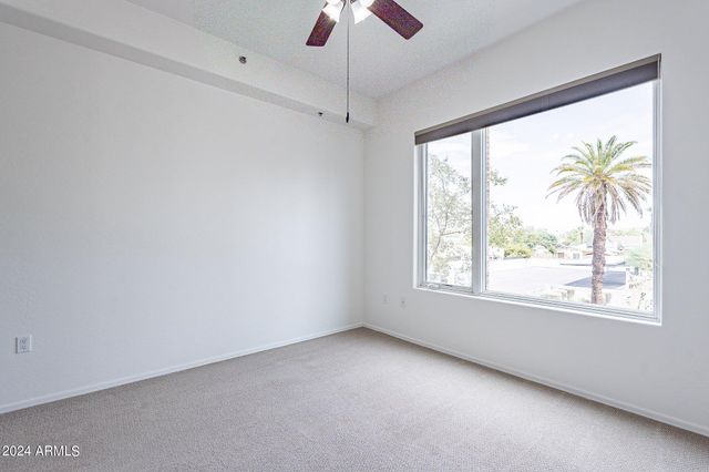 17 W VERNON Avenue W 11, Phoenix, AZ 85003