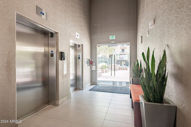 17 W VERNON Avenue W 11, Phoenix, AZ 85003