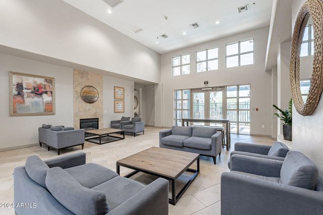 17 W VERNON Avenue W 11, Phoenix, AZ 85003