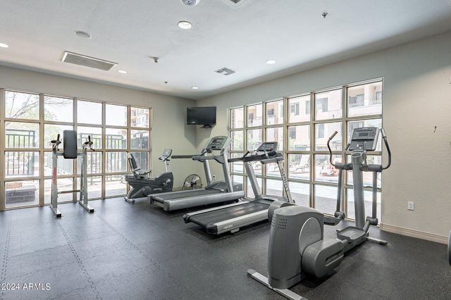 17 W VERNON Avenue W 11, Phoenix, AZ 85003