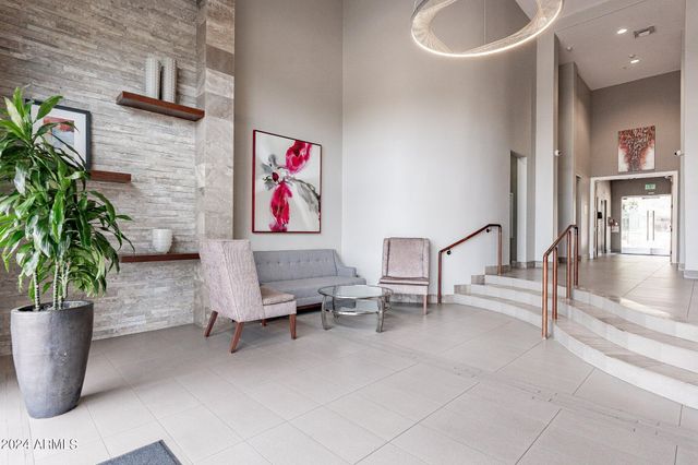 17 W VERNON Avenue W 11, Phoenix, AZ 85003