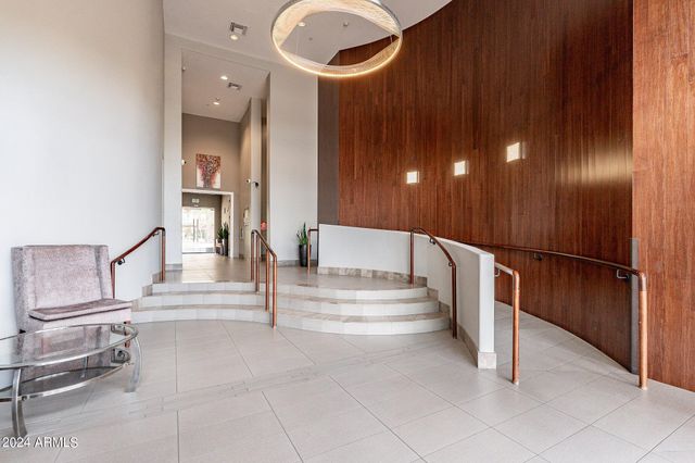 17 W VERNON Avenue W 11, Phoenix, AZ 85003