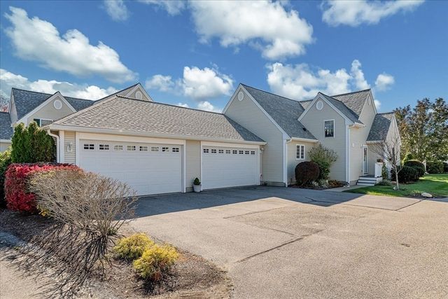 4 Old Field Rd 4, Plymouth, MA 02360