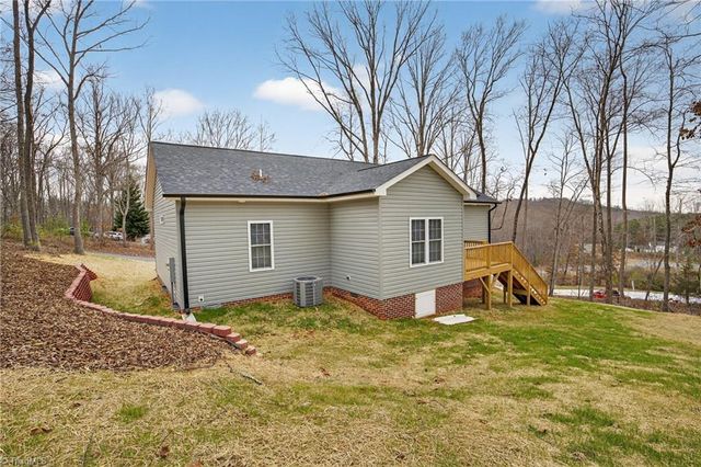 1014 Freedom Trail, Asheboro, NC 27205