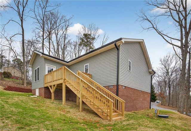 1014 Freedom Trail, Asheboro, NC 27205