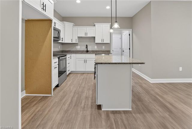 1014 Freedom Trail, Asheboro, NC 27205