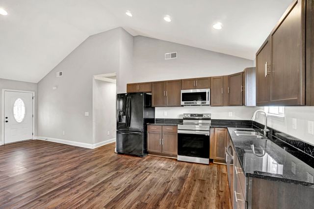 7 W 2nd Street, Williamston, SC 29697