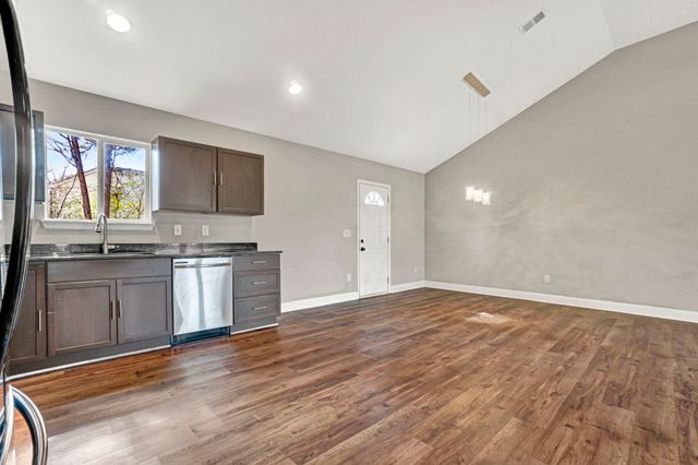 7 W 2nd Street, Williamston, SC 29697