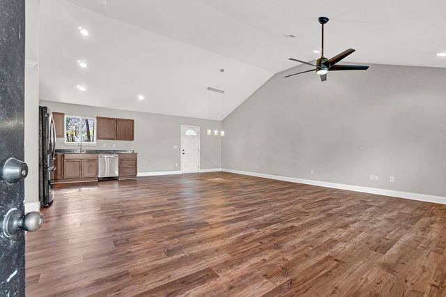 7 W 2nd Street, Williamston, SC 29697