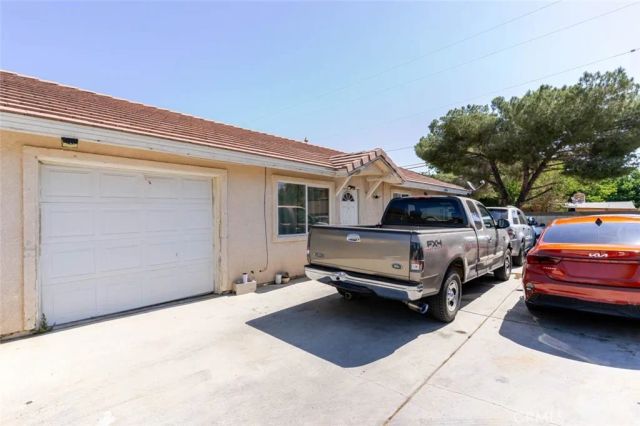 38726 4th Street East, Palmdale, CA 93550