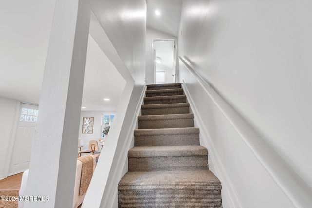 6 Sadie Lane, New Egypt, NJ 08533