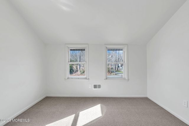 6 Sadie Lane, New Egypt, NJ 08533