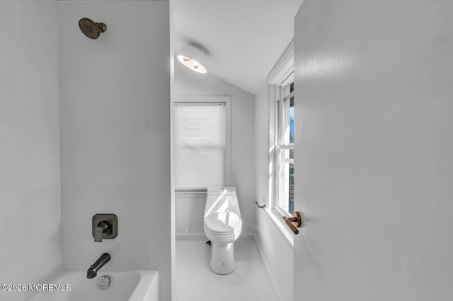 6 Sadie Lane, New Egypt, NJ 08533