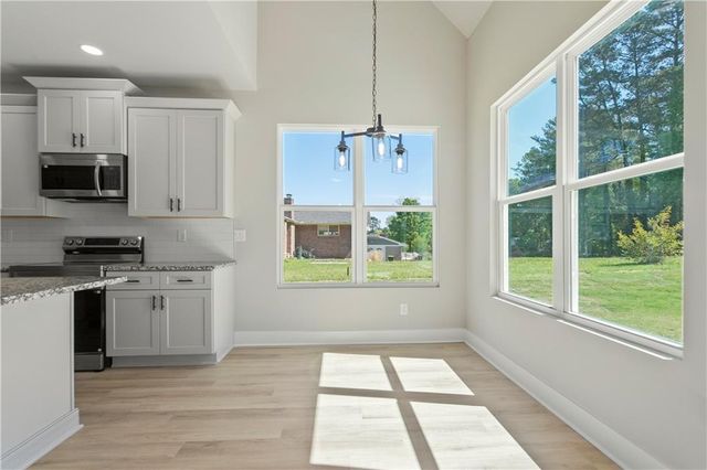 2557 Casablanca Drive, Conyers, GA 30012