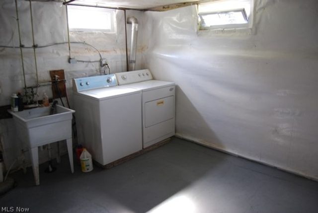 9417 Fernhill Avenue, Parma, OH 44129