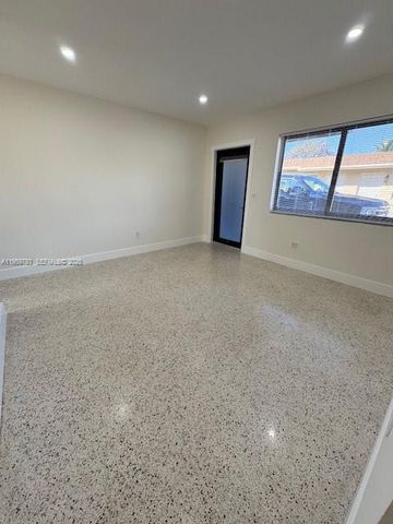 6750 SW 21st St 0, Miami, FL 33155