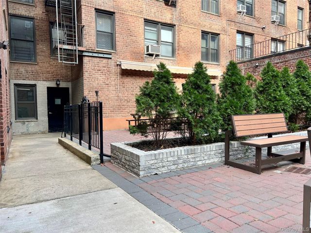 105-20 66th Ave. 1A, Forest Hills, NY 11375