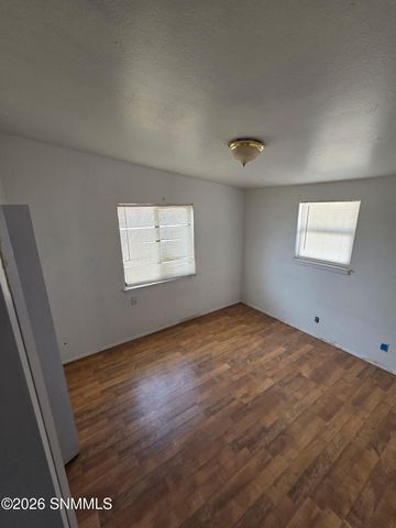 2208 E Idaho Avenue, Las Cruces, NM 88001