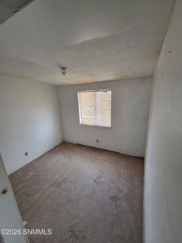 2208 E Idaho Avenue, Las Cruces, NM 88001