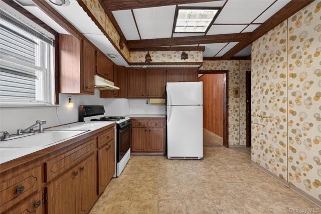 10115 111th Street, Richmond Hill, NY 11419