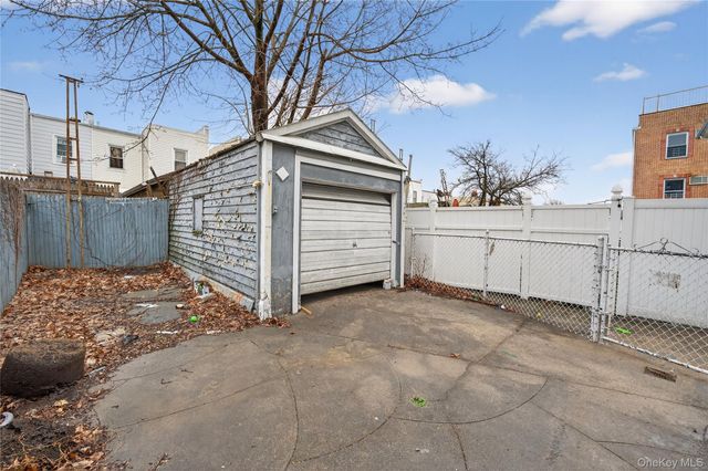 10115 111th Street, Richmond Hill, NY 11419