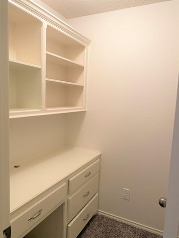 6521 8th Street, Lubbock, TX 79416