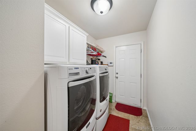 1013 Midway Road, Claremore, OK 74019