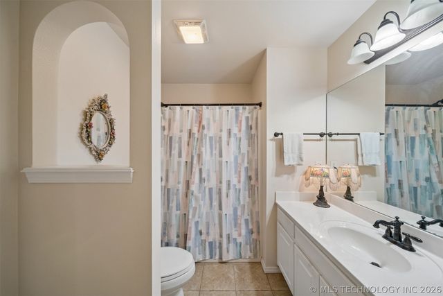 1013 Midway Road, Claremore, OK 74019