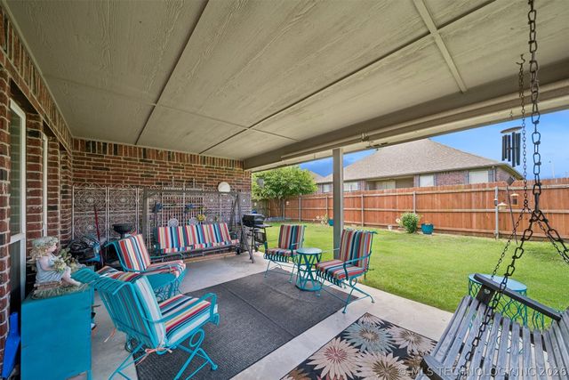 1013 Midway Road, Claremore, OK 74019