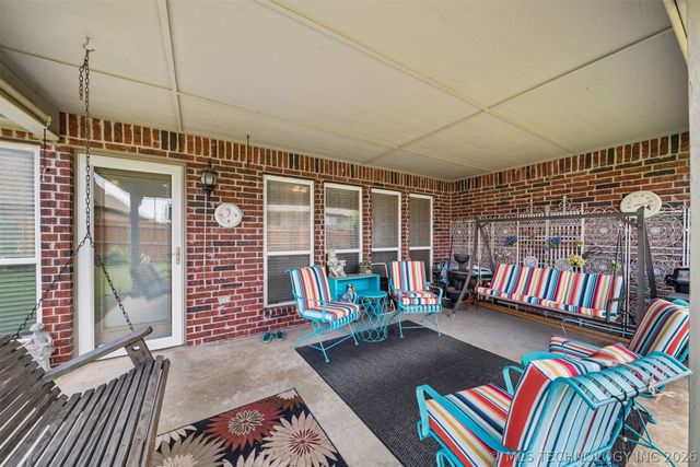 1013 Midway Road, Claremore, OK 74019