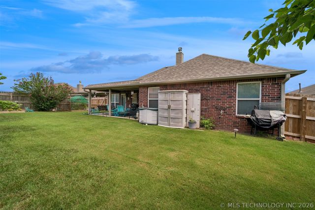 1013 Midway Road, Claremore, OK 74019