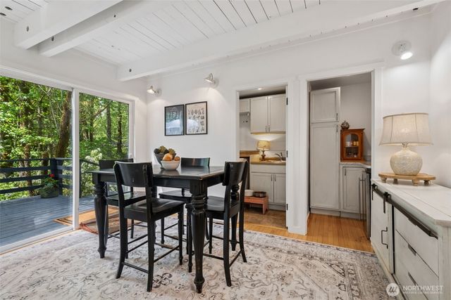 15715 249 Avenue SE, Issaquah, WA 98027