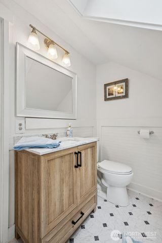 15715 249 Avenue SE, Issaquah, WA 98027