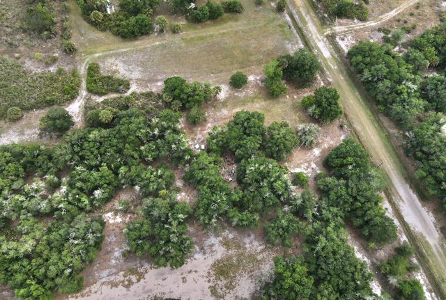 21877 NW 286th Street, Okeechobee, FL 34972