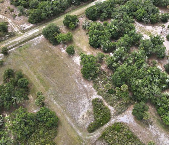 21877 NW 286th Street, Okeechobee, FL 34972
