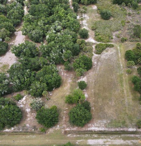 21877 NW 286th Street, Okeechobee, FL 34972